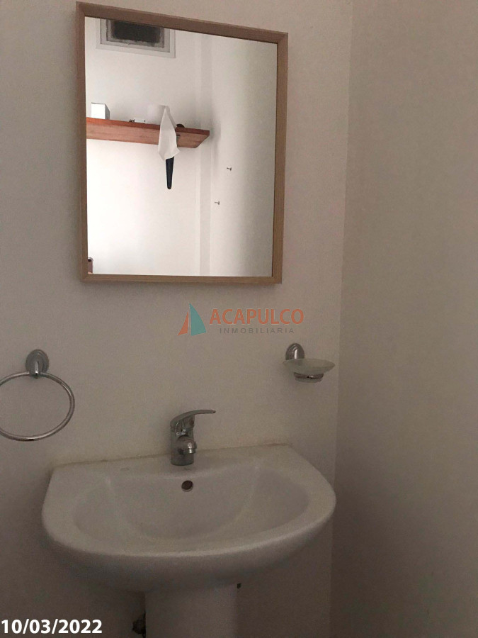 Local Ref.4024 - EXCELENTE  LOCAL EN VENTA ZONA COMERCIAL DE PARADA 2 - Punta del Este