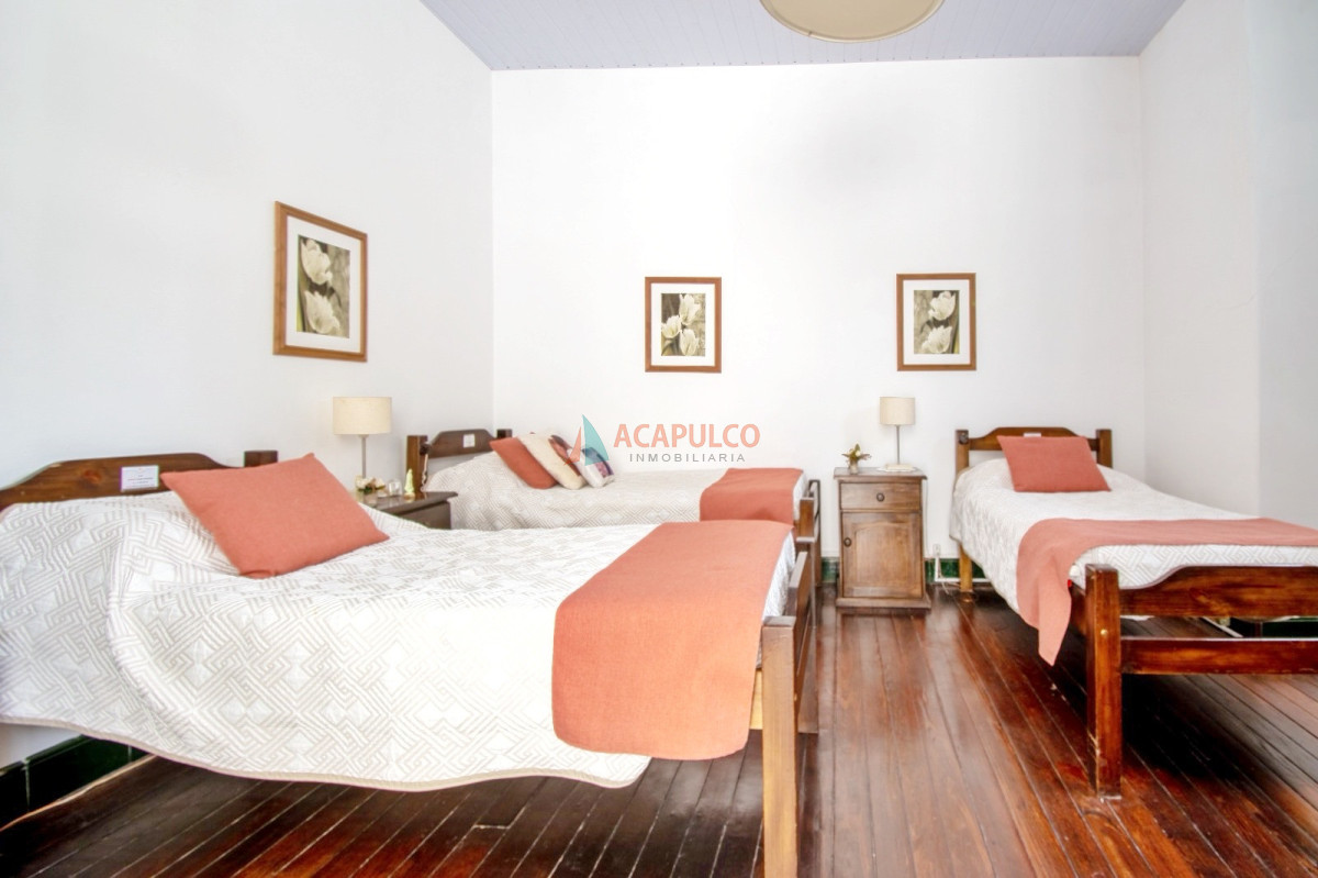 Terreno ID.6221 - Venta Terreno en el centro de Montevideo, se vende con Renta ideal inversion 