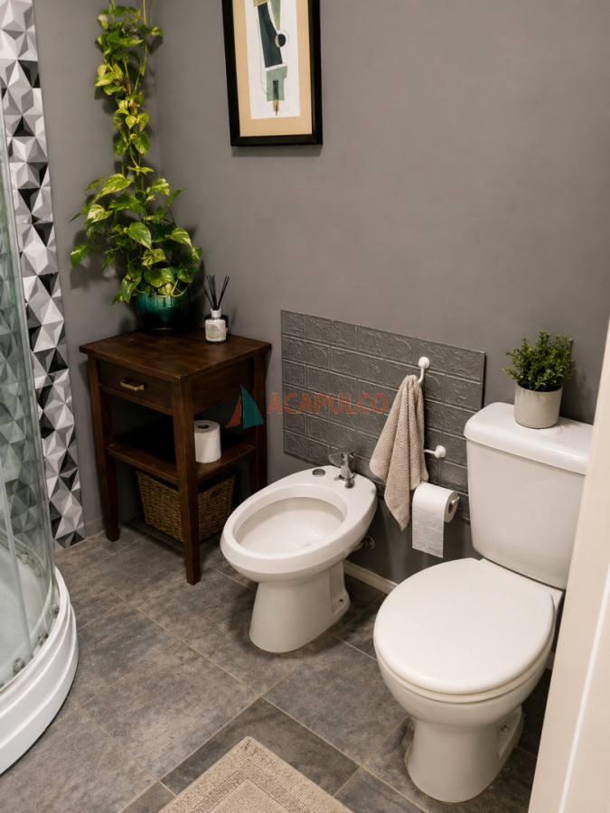 Apartamento ID.6523 - TERRENO CON MEJORAS Y RENTA