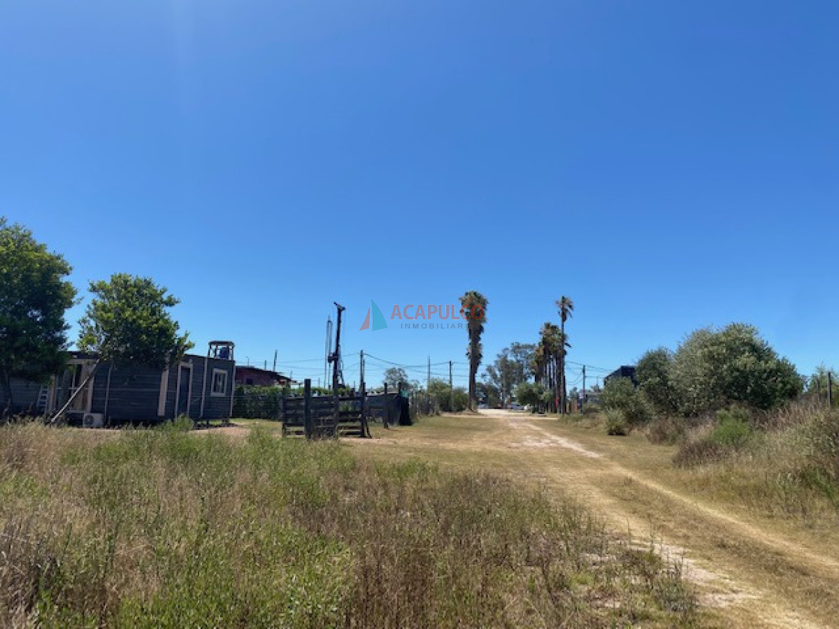 Terreno ID.4520 - DOS TERRENOS LINDEROS A LA VENTA 700 M2 C/U