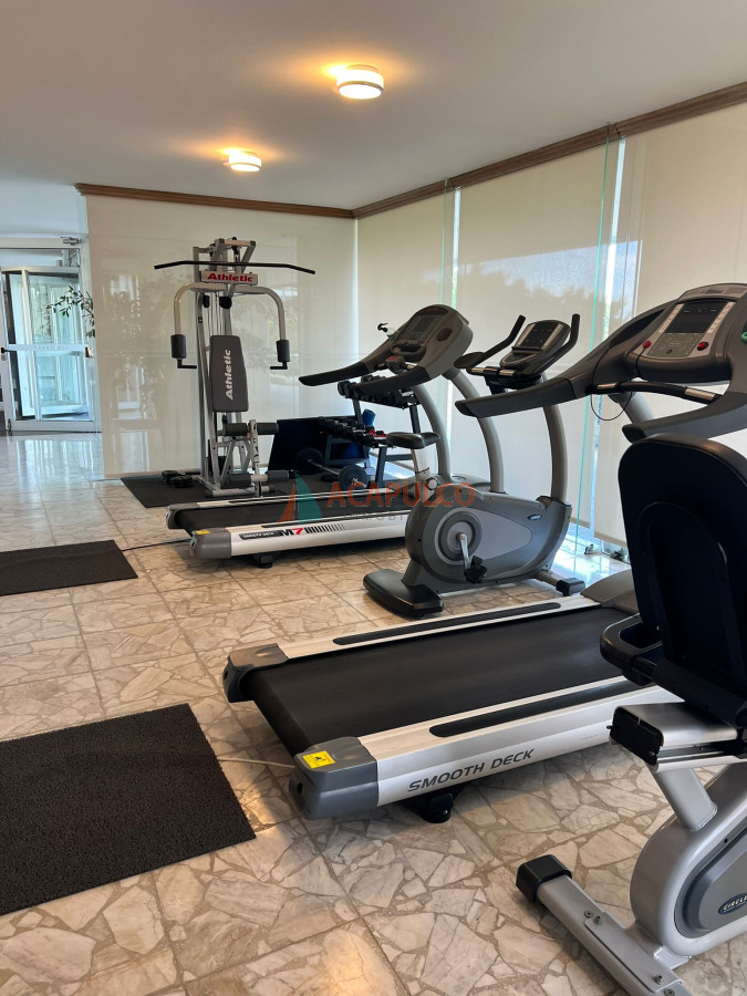 Apartamento Ref.4730/Espléndido-semipiso-4-dorm.-y-servicio-frente-al-mar-en-la-Mansa---Tequendama - Espléndido semipiso 4 dorm. y servicio frente al mar en la Mansa - Tequendama