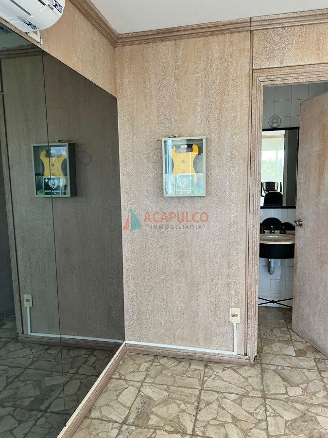 Apartamento Ref.4730/Espléndido-semipiso-4-dorm.-y-servicio-frente-al-mar-en-la-Mansa---Tequendama - Espléndido semipiso 4 dorm. y servicio frente al mar en la Mansa - Tequendama