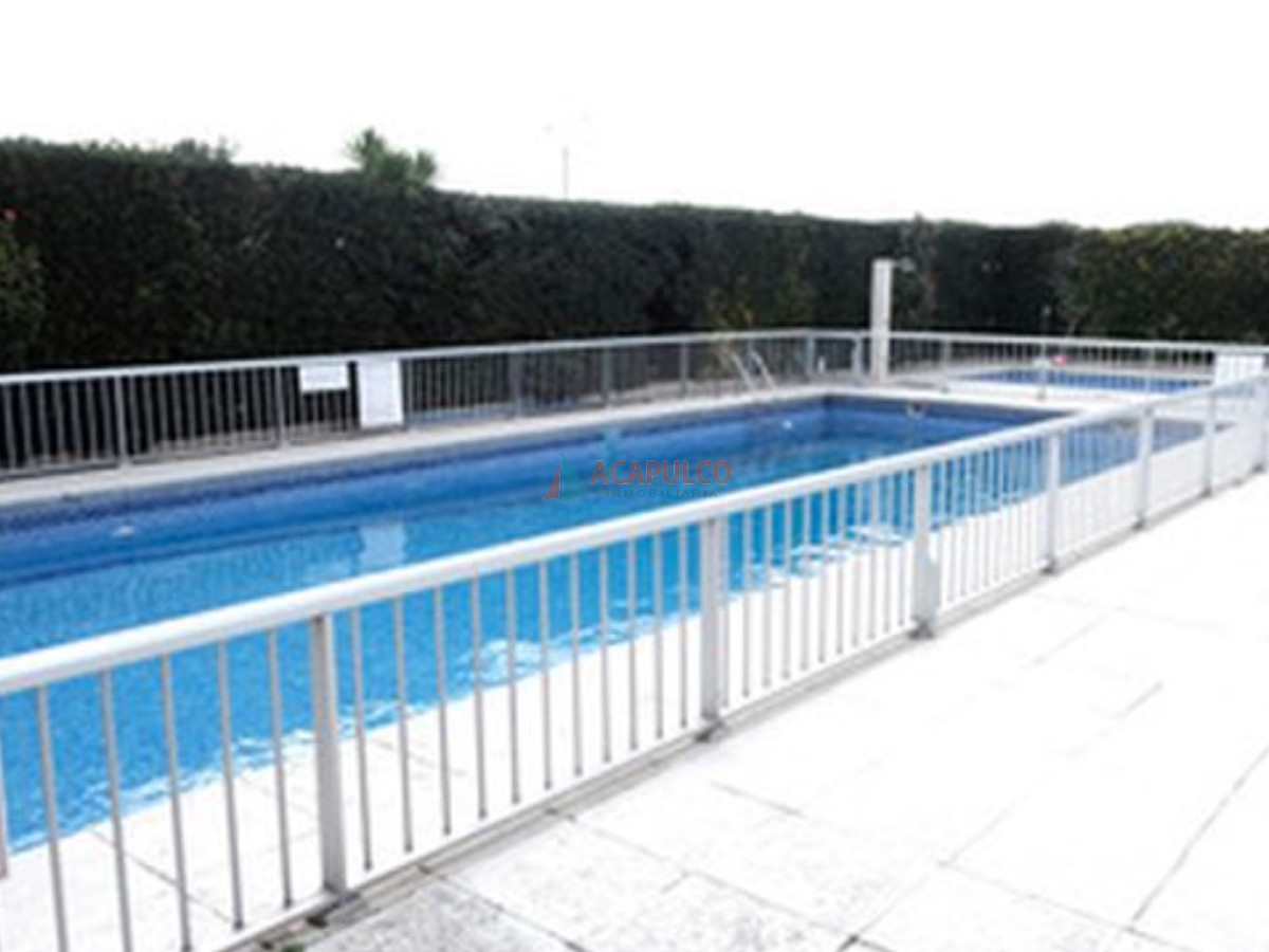 Apartamento Ref.4730/Espléndido-semipiso-4-dorm.-y-servicio-frente-al-mar-en-la-Mansa---Tequendama - Espléndido semipiso 4 dorm. y servicio frente al mar en la Mansa - Tequendama