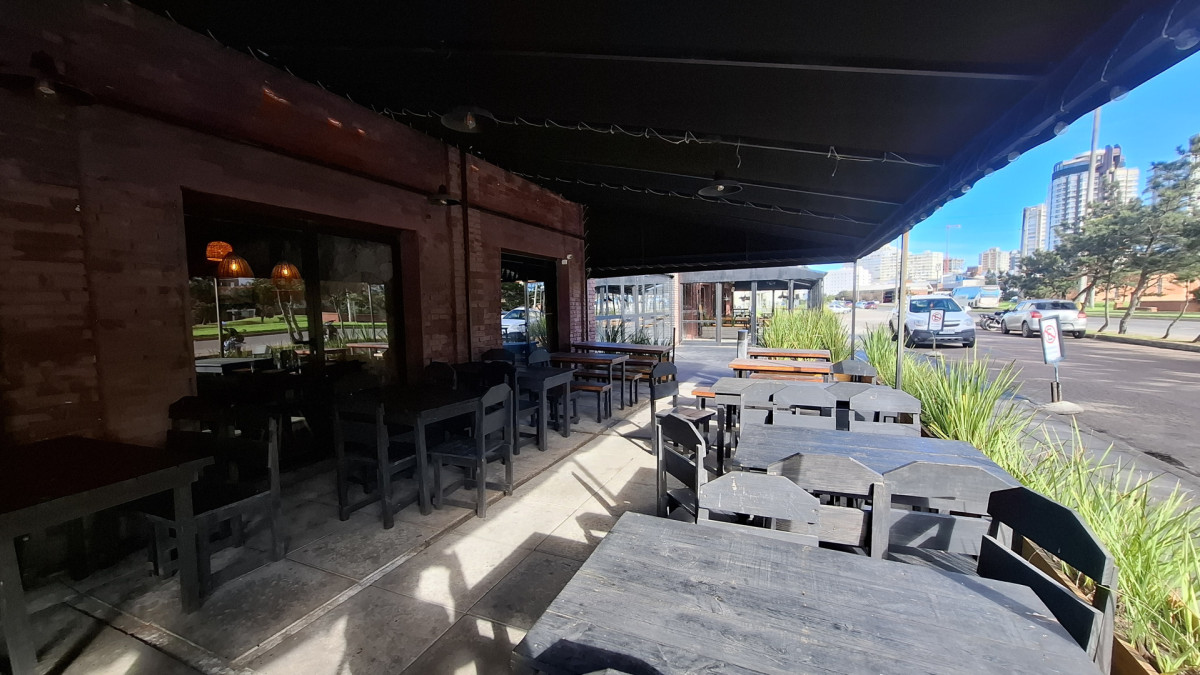 Local Comercial ID.1872 - Venta llaves Parrillada Box Garden