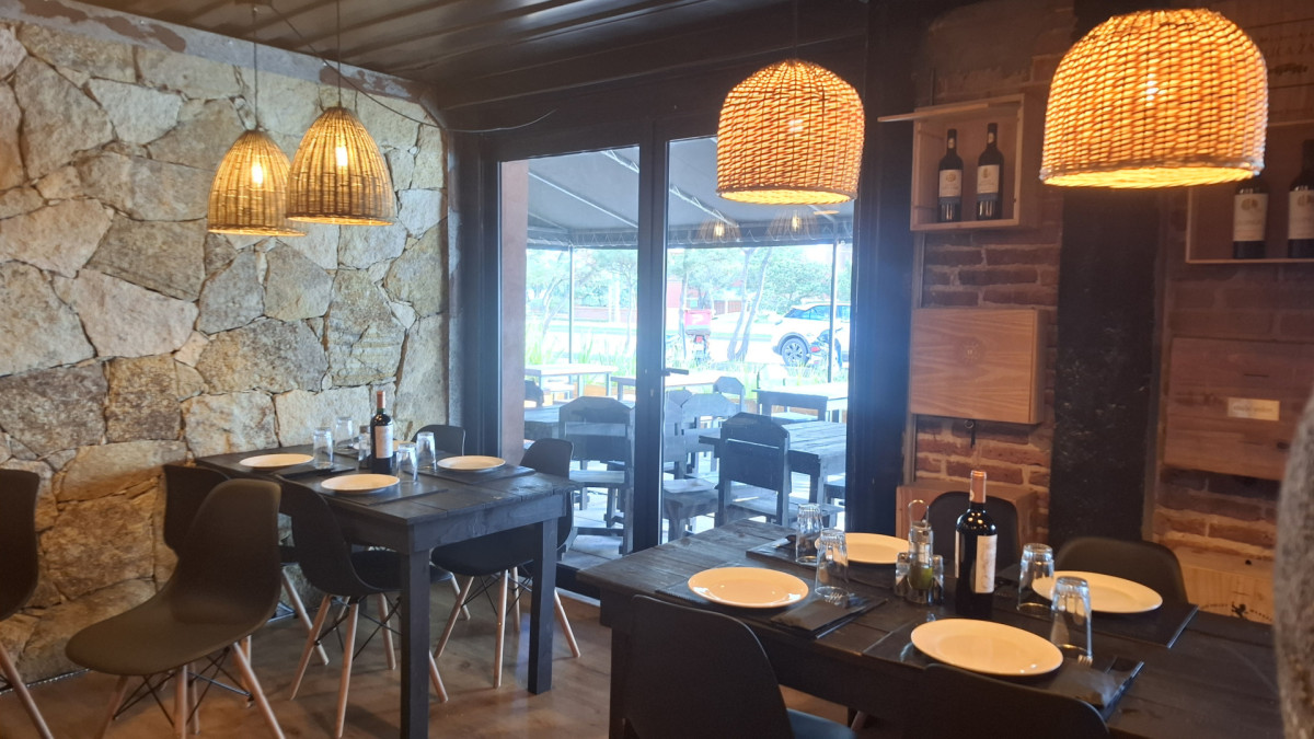 Local Comercial ID.1872 - Venta llaves Parrillada Box Garden