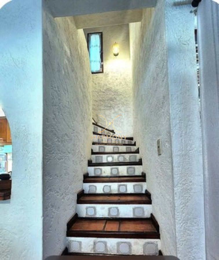 Casa ID.24 - Alquiler de Verano, 3 dormitorios, piscina climatizada, Pinares, Punta del Este