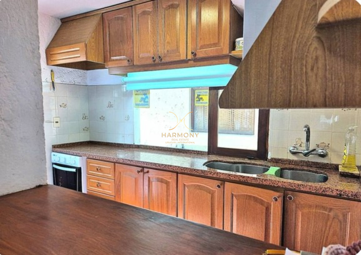 Casa ID.24 - Alquiler de Verano, 3 dormitorios, piscina climatizada, Pinares, Punta del Este