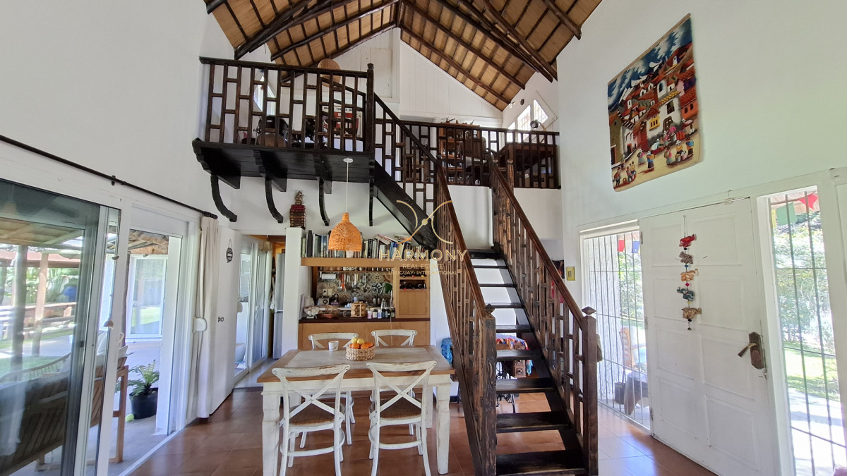 Casa ID.23 - Alquiler de verano, 3 dormitorios, piscina climatizada, Punta del Este