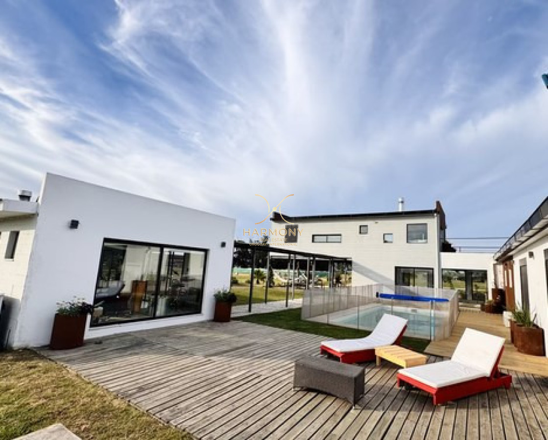 Casa ID.11 - Alquiler de verano, 6 dormitorios, El Quijote, La Barra, Punta del Este