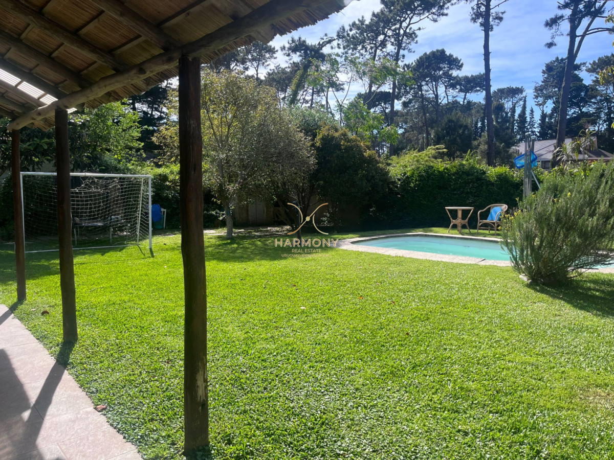 Casa ID.23 - Alquiler de verano, 3 dormitorios, piscina climatizada, Punta del Este