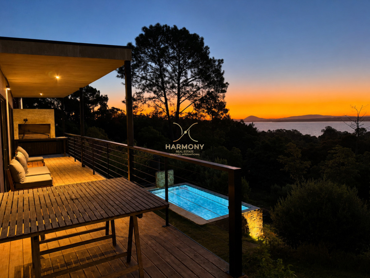 Casa ID.18 - Alquiler de Verano, 5 dormitorios, piscina climatizada, Las Cumbres, Punta Ballena