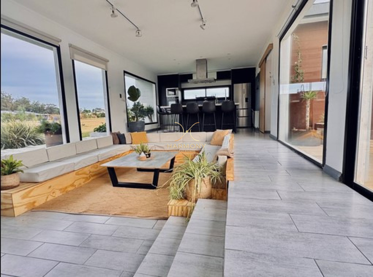 Casa ID.11 - Alquiler de verano, 6 dormitorios, El Quijote, La Barra, Punta del Este