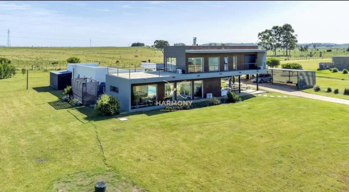 Casa ID.11 - Alquiler de verano, 6 dormitorios, El Quijote, La Barra, Punta del Este