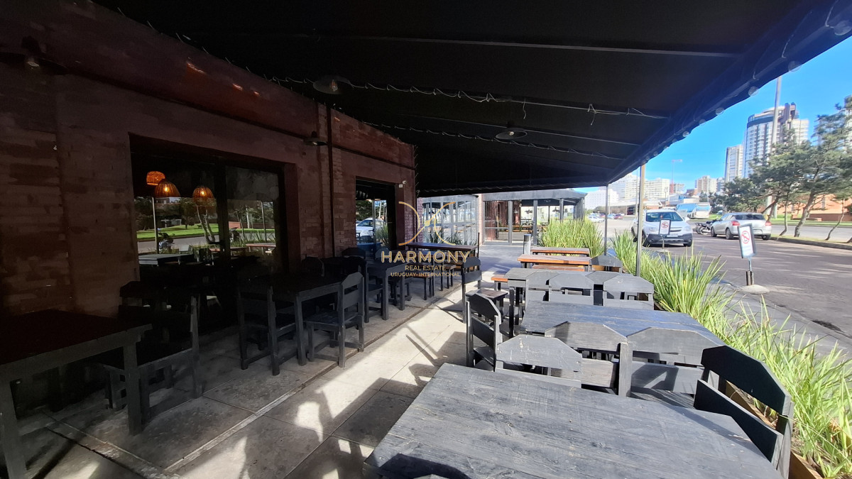 Local Comercial ID.3 - Venta llaves de negocio, Parrillada, Punta del Este