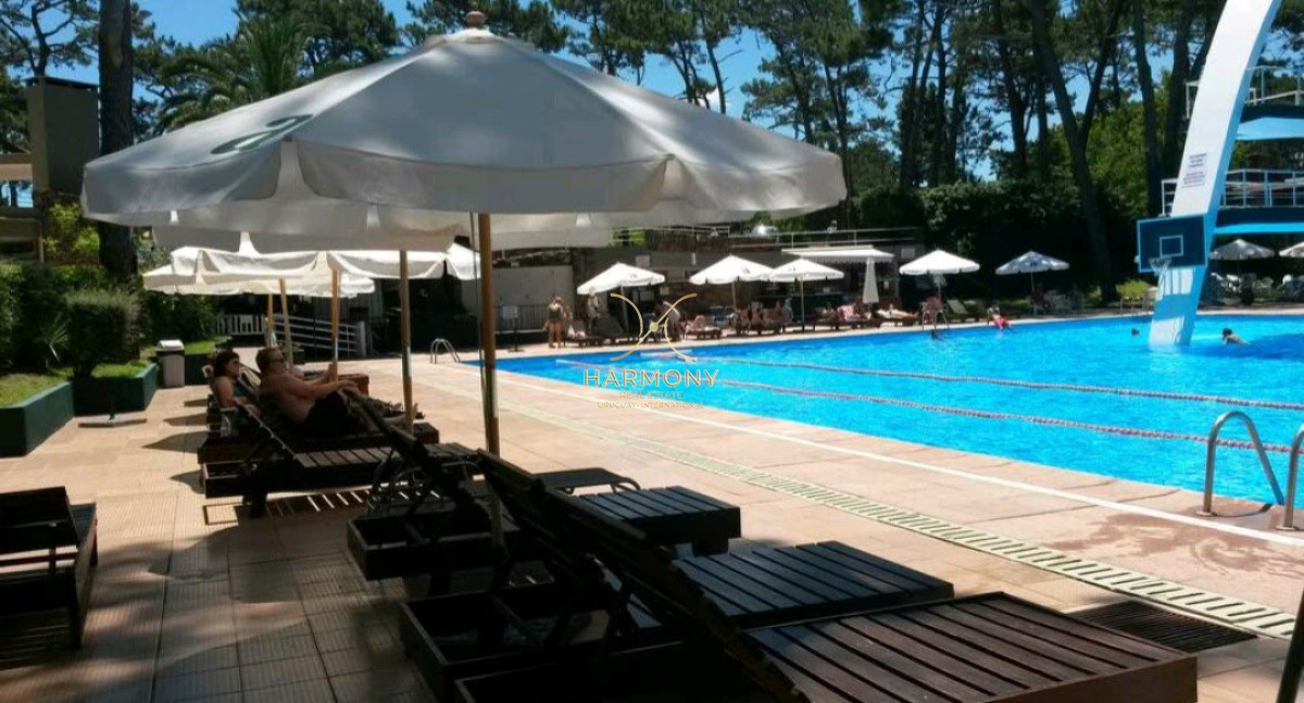 Apartamento ID.4 - Venta apto duplex, USD120.000, Punta del Este, Arcobaleno