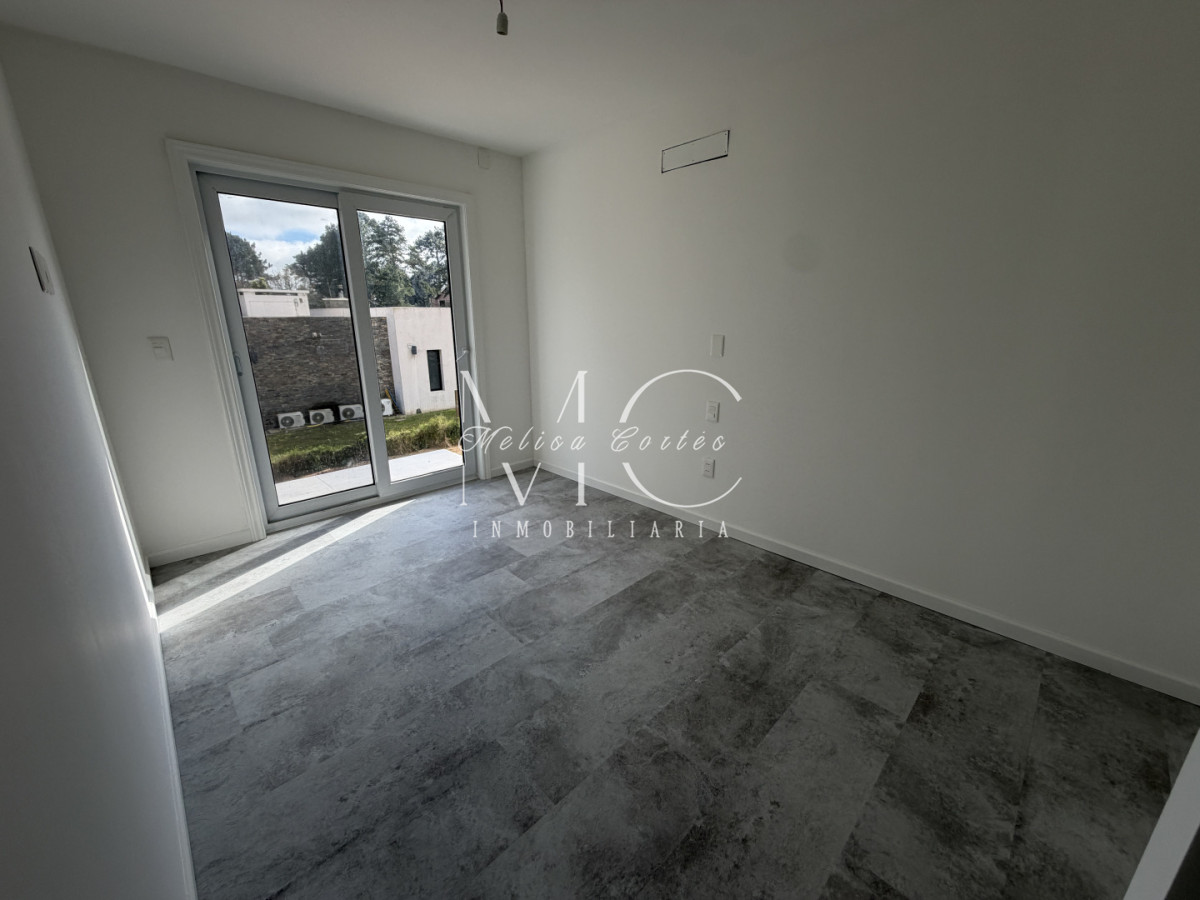 Casa ID.641 - Alquiler anual , a estrenar 3 dormitorios , 2 baños 