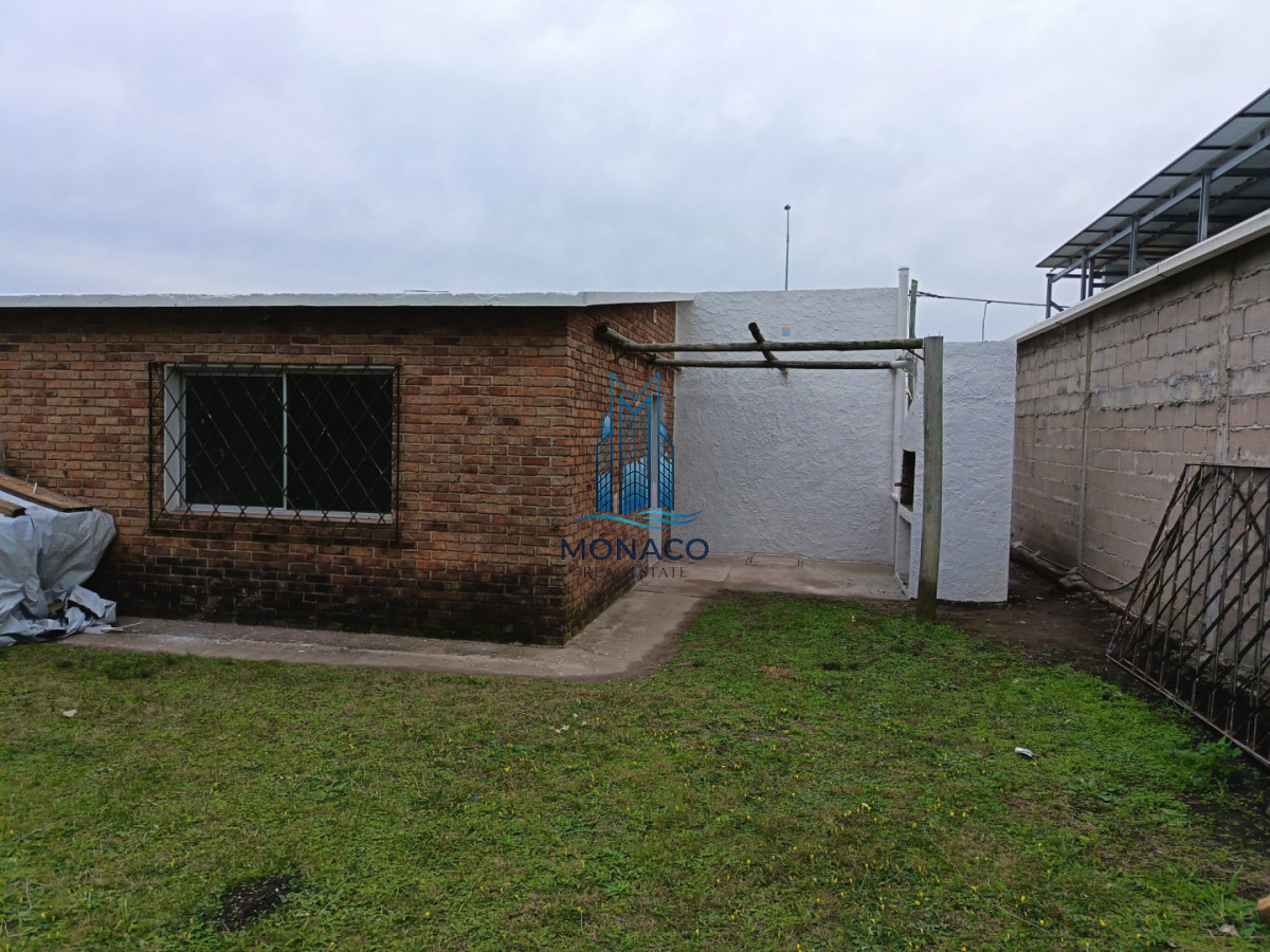 Casa ID.4 - VENTA CASA 2 DORM RAMBLA PIRIAPOLIS PLAYA GRANDE