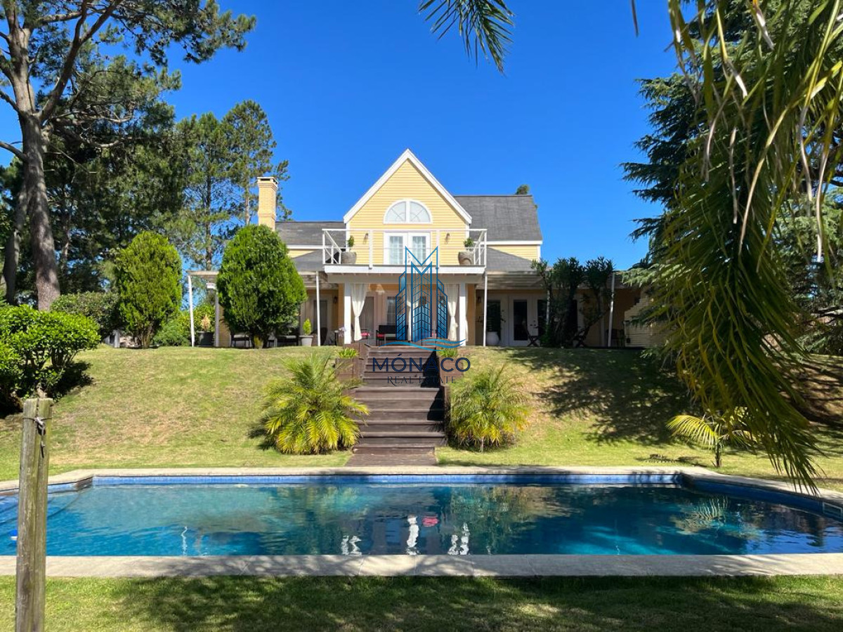 Casa ID.2 - ALQUILER TEMPORAL CASA DE 6 DORM PUNTA DEL ESTE