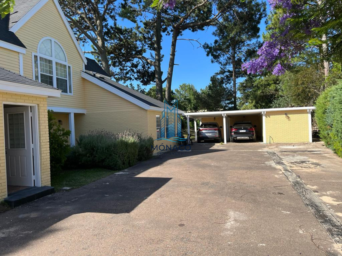Casa ID.2 - ALQUILER TEMPORAL CASA DE 6 DORM PUNTA DEL ESTE