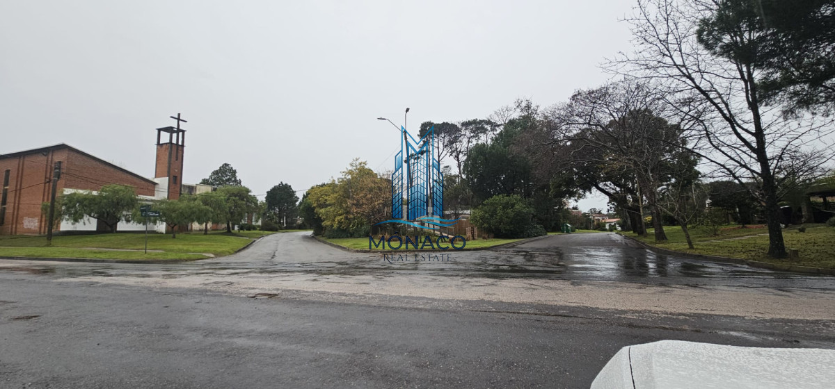 Terreno ID.7 - VENTA DE TERRENO EN PIRIAPOLIS CERCA DE ARGENTINO HOTEL