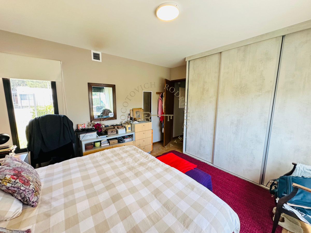 Casa ID.3585 - Casa en venta en Burnett