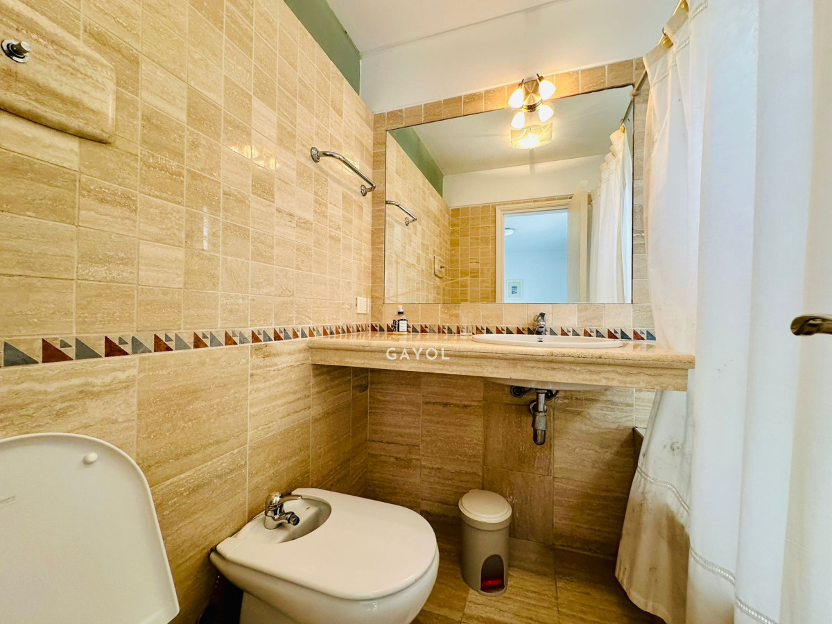 Apartamento ID.575 - Alquiler y venta tres dormitorios en rincón del indio
