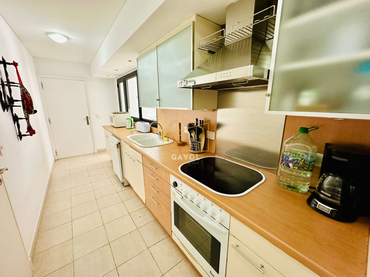 Apartamento ID.575 - Alquiler y venta tres dormitorios en rincón del indio
