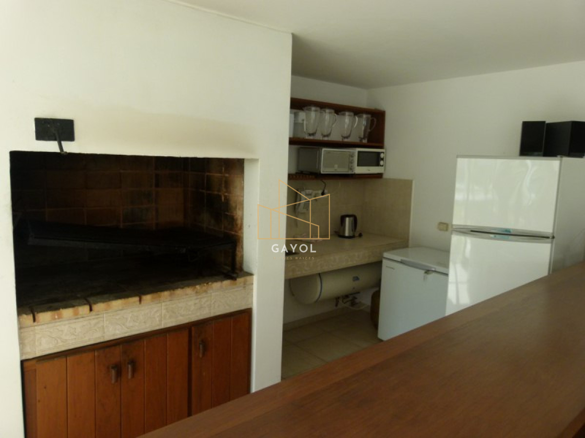 Apartamento ID.575 - Alquiler y venta tres dormitorios en rincón del indio
