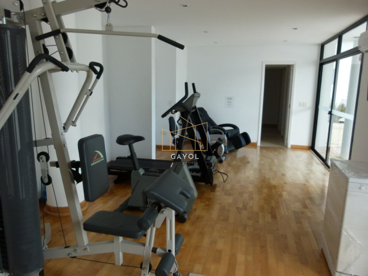 Apartamento ID.575 - Alquiler y venta tres dormitorios en rincón del indio