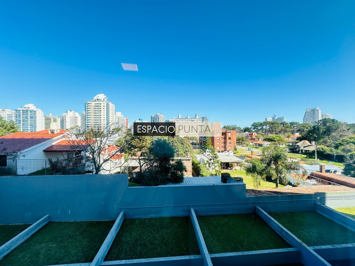 Apartamento ID.110 - Departamento en alquiler en playa brava