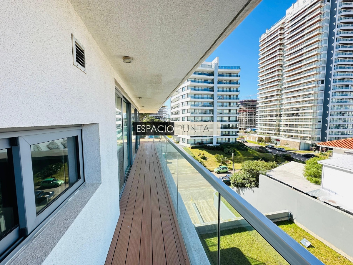 Apartamento ID.110 - Departamento en alquiler en playa brava