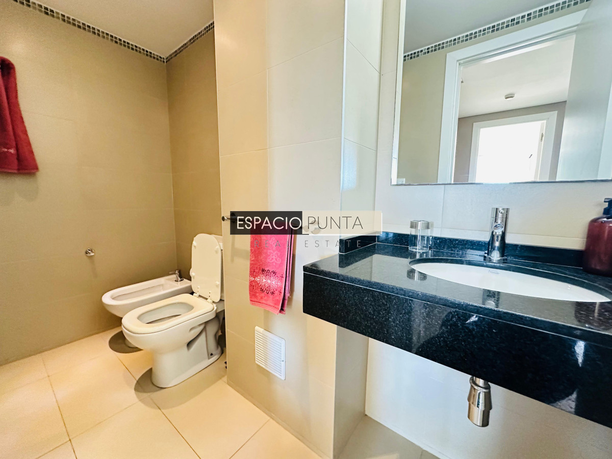 Apartamento ID.108 - Apartamento venta y alquiler 1 dormitorio Punta del Este 
