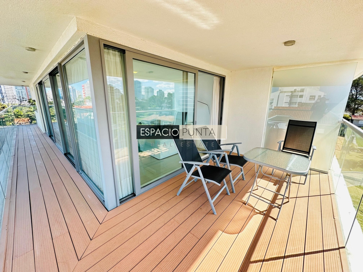 Apartamento ID.110 - Departamento en alquiler en playa brava