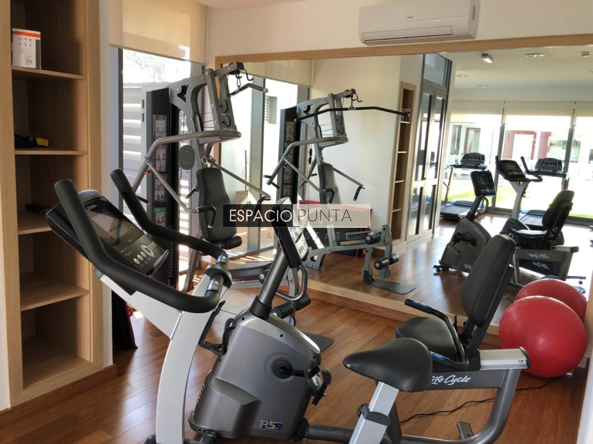 Apartamento ID.110 - Departamento en alquiler en playa brava