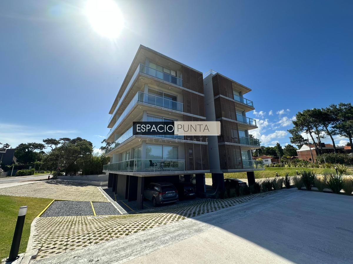 Apartamento ID.109 - Apartamento a estrenar 2 dormitorios, alquiler anual, venta, Pinares 