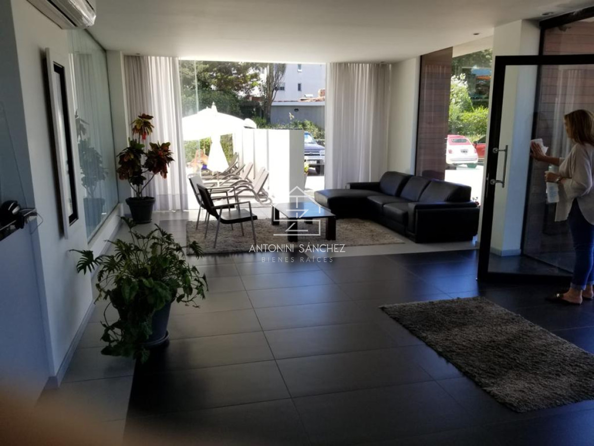Apartamento ID.1169 - Apartamento de 1 dormitorio en venta Brava, Aidy Grill