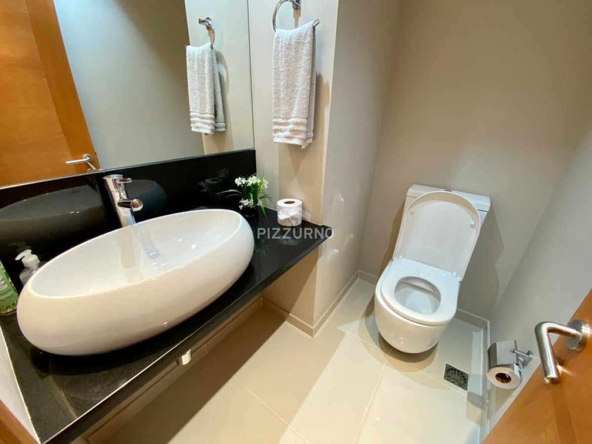 Apartamento Ref.99 - Torre de categoria con la  mejor vista de playa mansa 