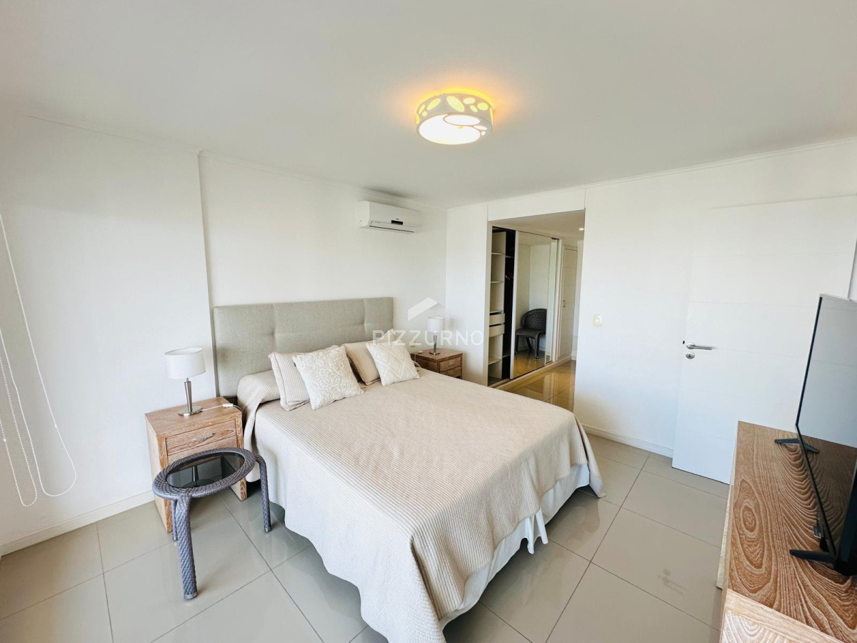Apartamento Ref.132 - Departamento en alquiler en edificio con servicios.