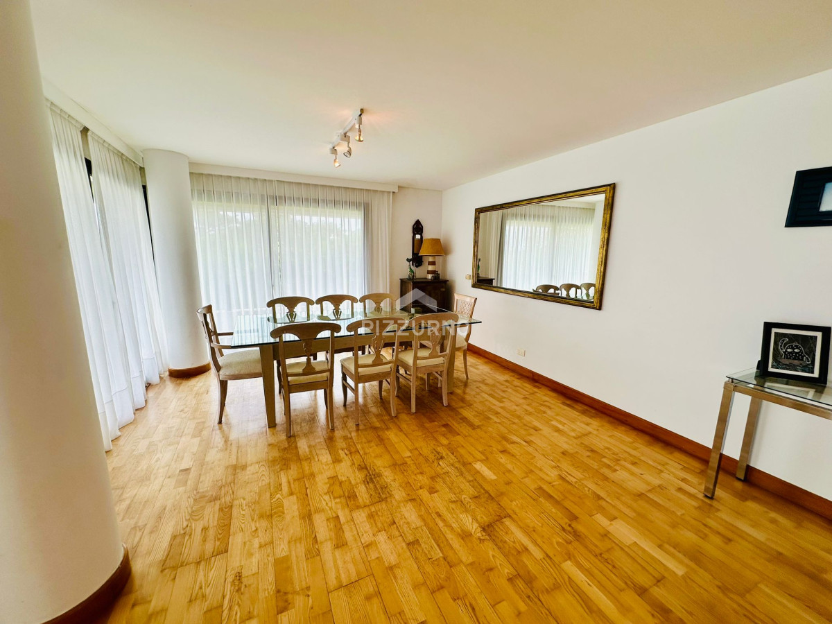 Apartamento Ref.653 - Alquiler y venta tres dormitorios en rincón del indio