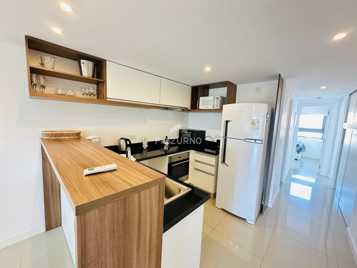 Apartamento Ref.82 - Departamento en playa brava 