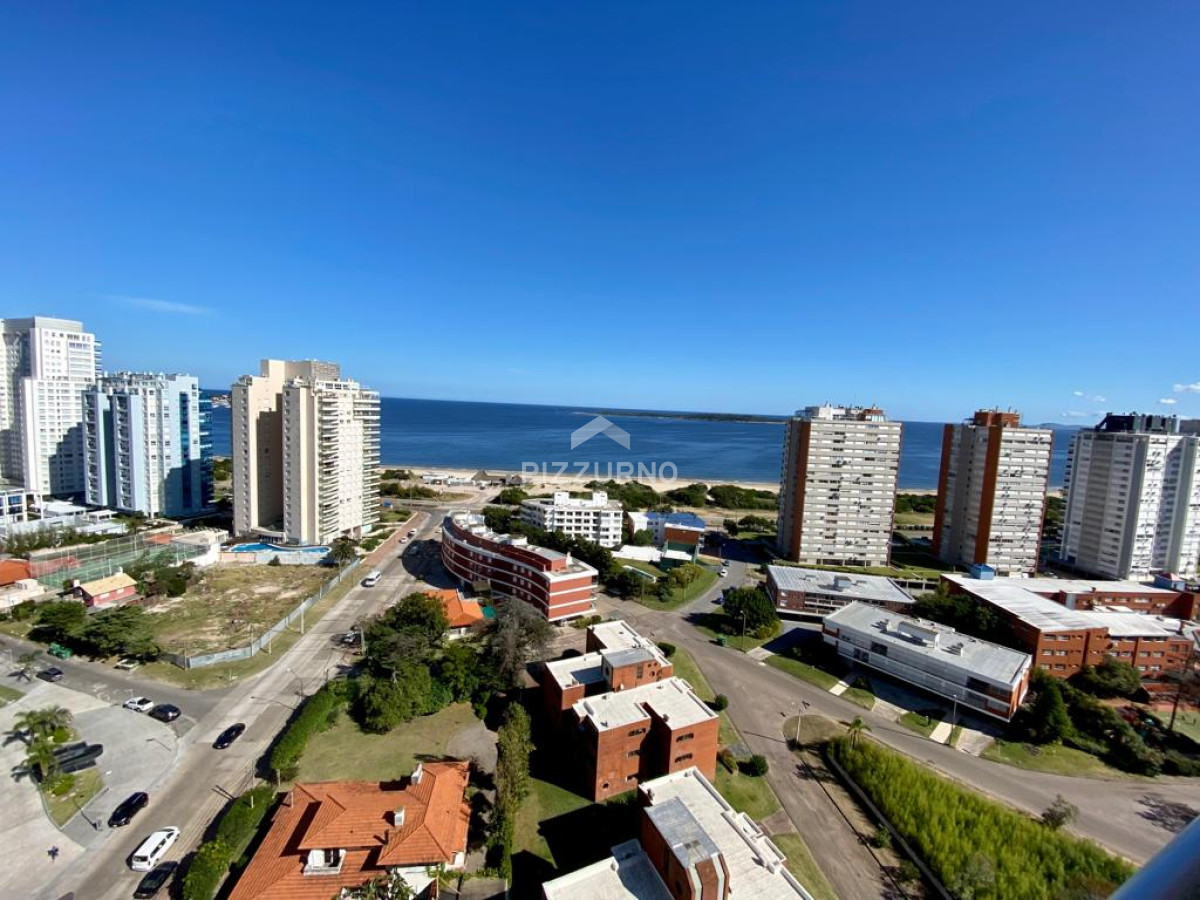 Apartamento Ref.99 - Torre de categoria con la  mejor vista de playa mansa 