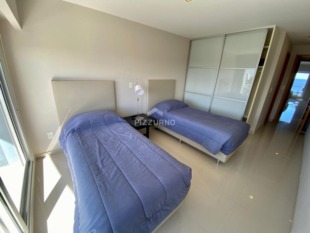 Apartamento Ref.99 - Torre de categoria con la  mejor vista de playa mansa 