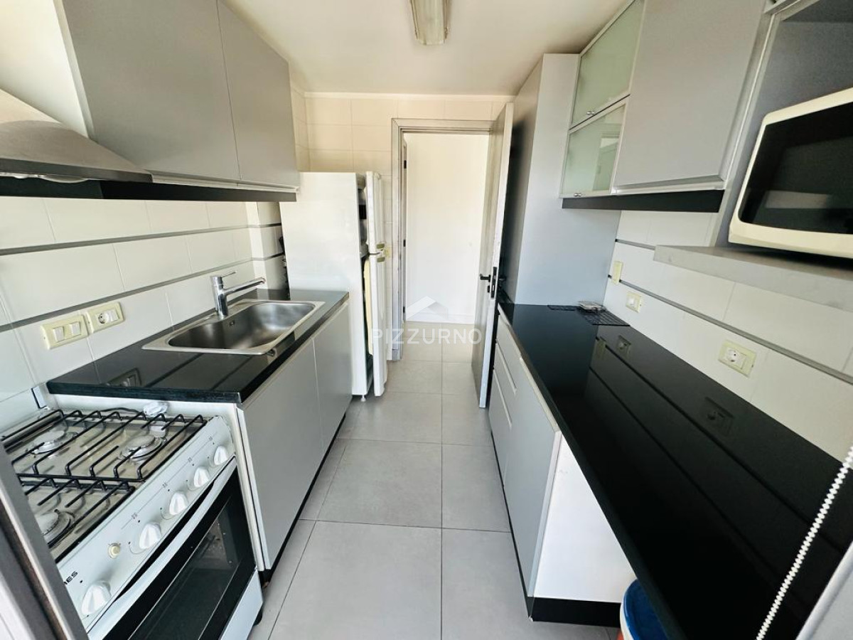 Apartamento Ref.129 - Departamento en alquiler con parrillero propio, punta del este 