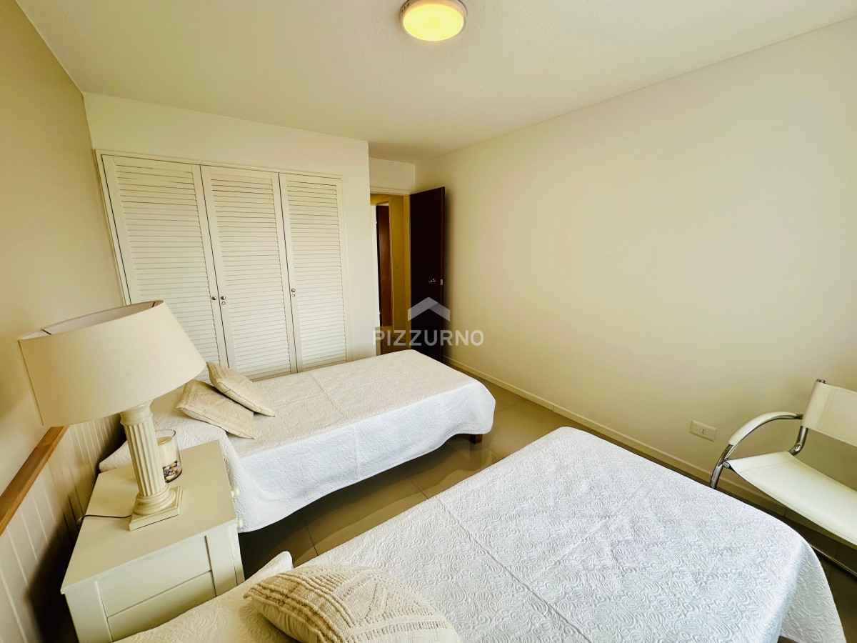 Apartamento Ref.914 - Apartamento de 3 dormitorios en alquiler, playa Brava