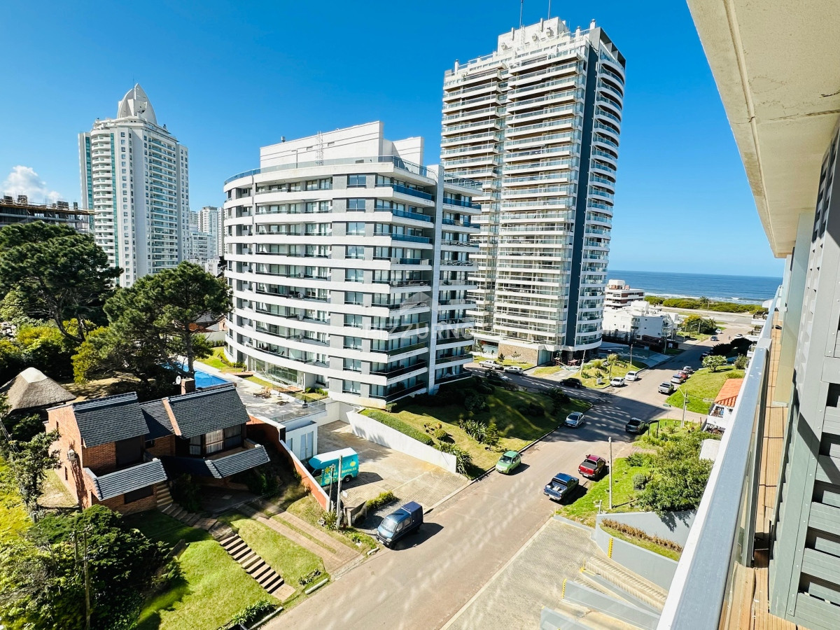 Apartamento Ref.82 - Departamento en playa brava 