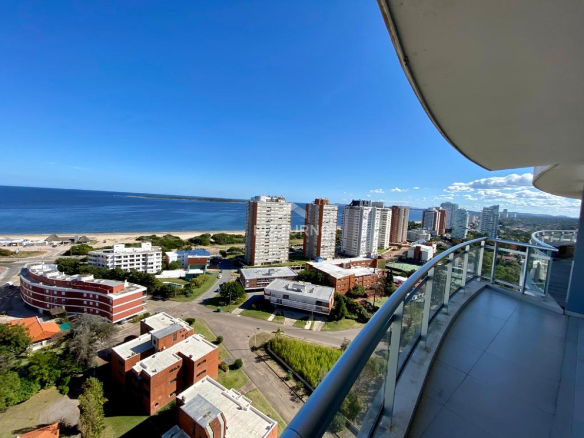 Apartamento Ref.99 - Torre de categoria con la  mejor vista de playa mansa 