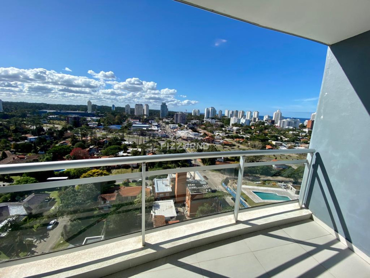 Apartamento Ref.99 - Torre de categoria con la  mejor vista de playa mansa 