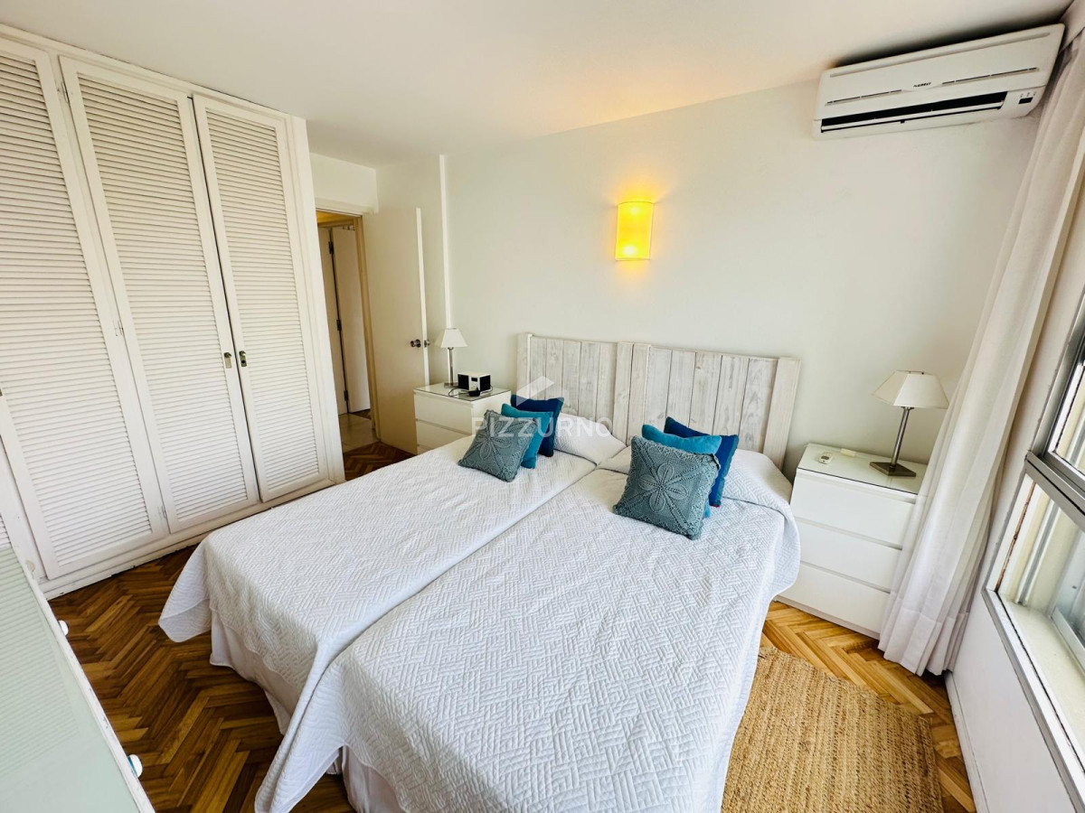 Apartamento Ref.1015 - Apartamento de tres dormitorios en alquiler, primera linea de la Mansa