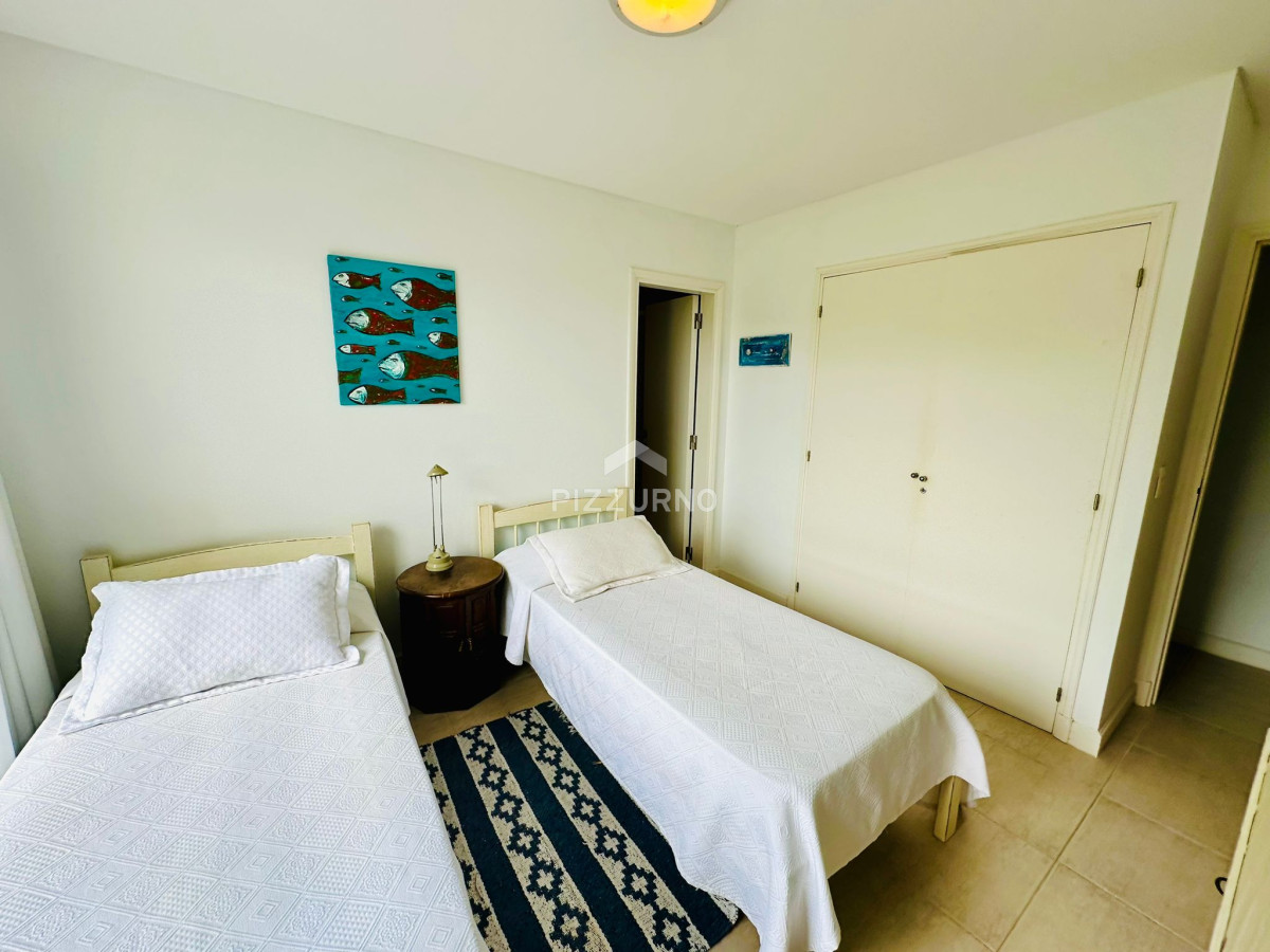 Apartamento Ref.653 - Alquiler y venta tres dormitorios en rincón del indio