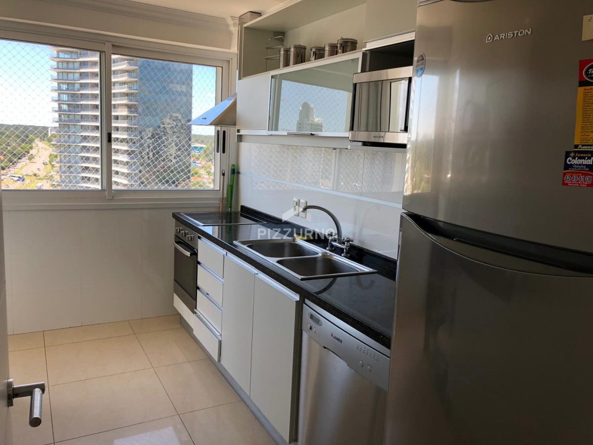 Apartamento Ref.193 - Departamento en alquiler zona conrad
